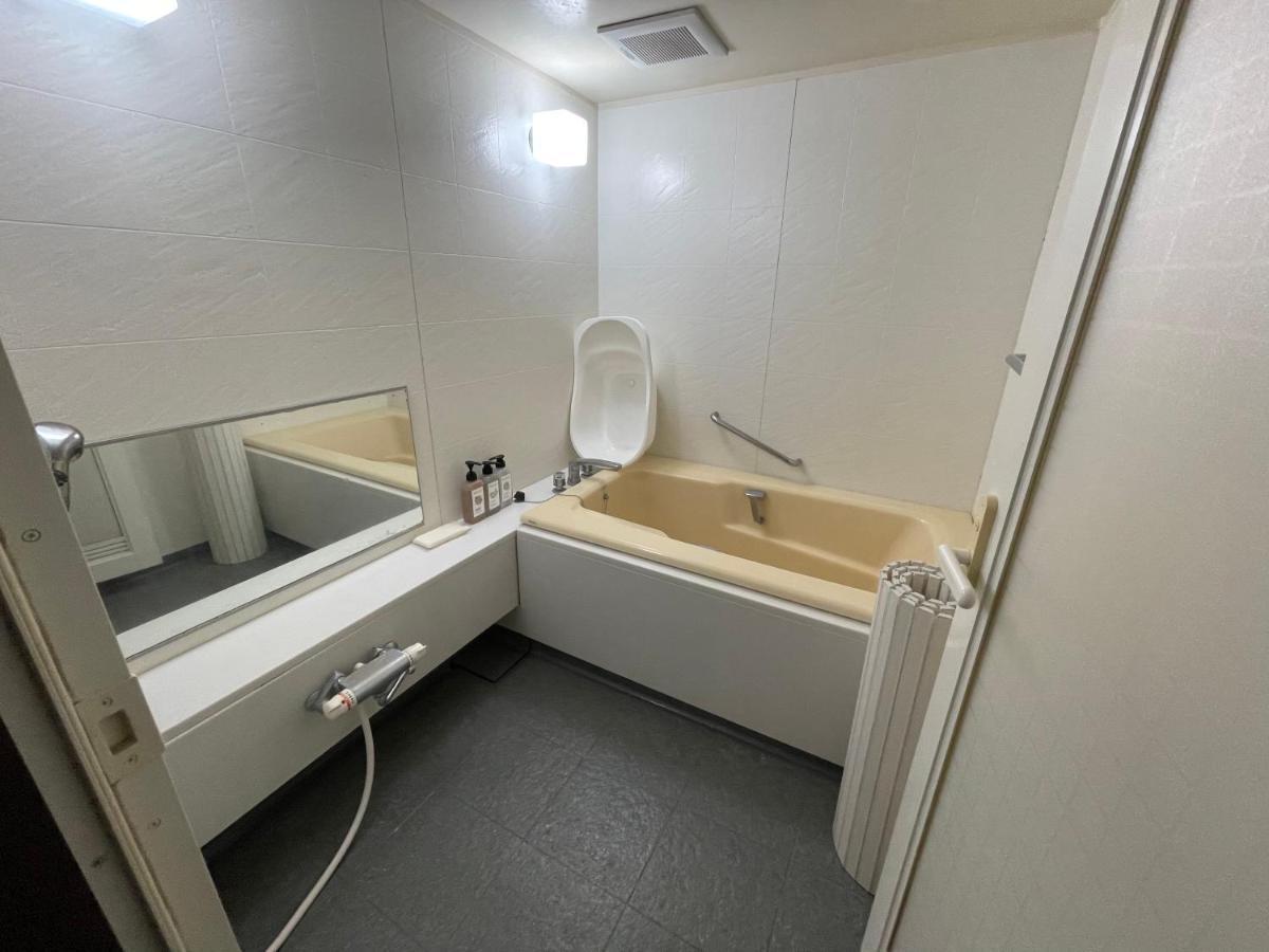 Agarii 海まで徒歩1分。最上階の角部屋！アクセス抜群オーシャンビュー でのんびりstay מראה חיצוני תמונה